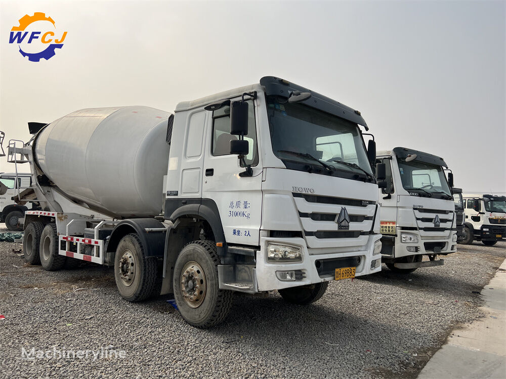 Zoomlion  on chassis Howo concrete mixer truck