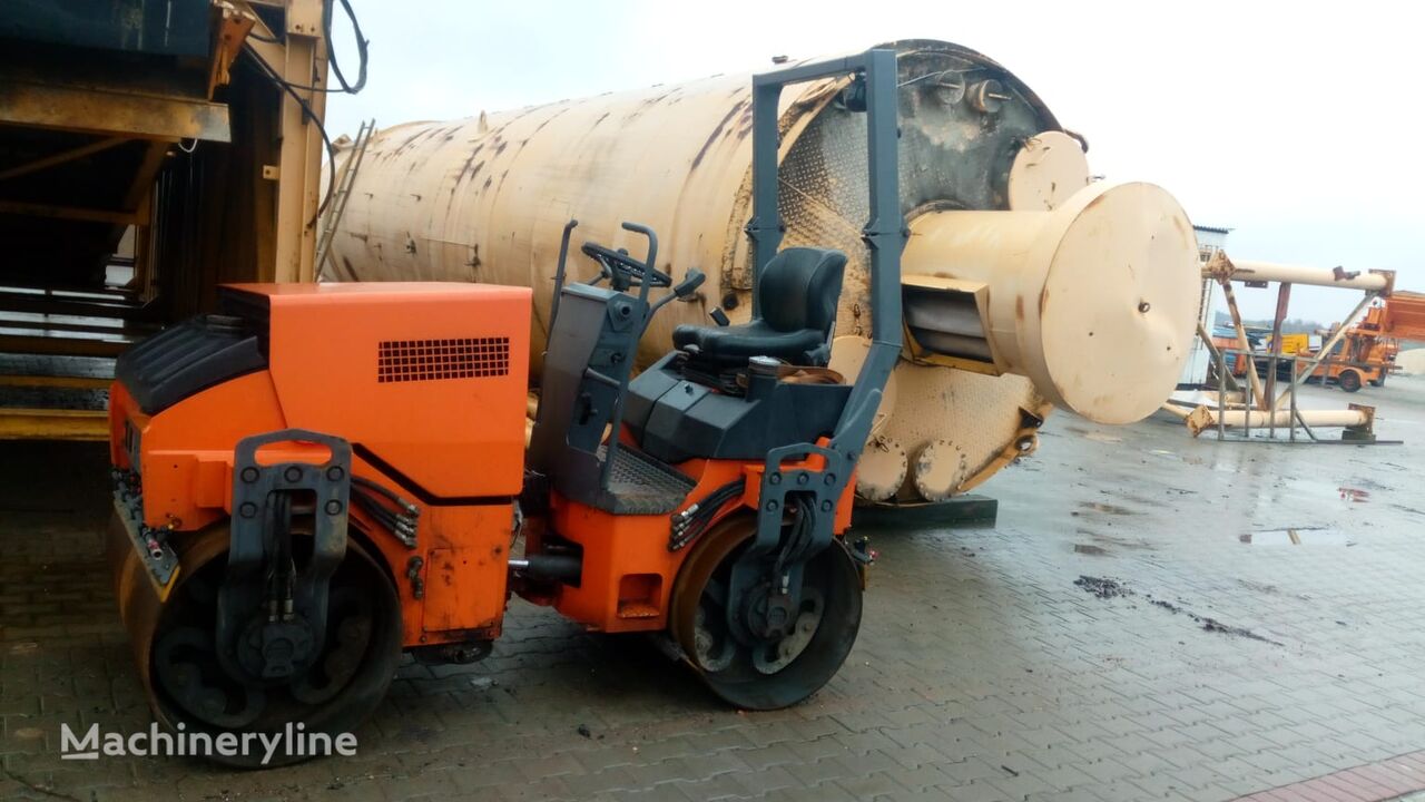 Hamm HD 12 mini road roller