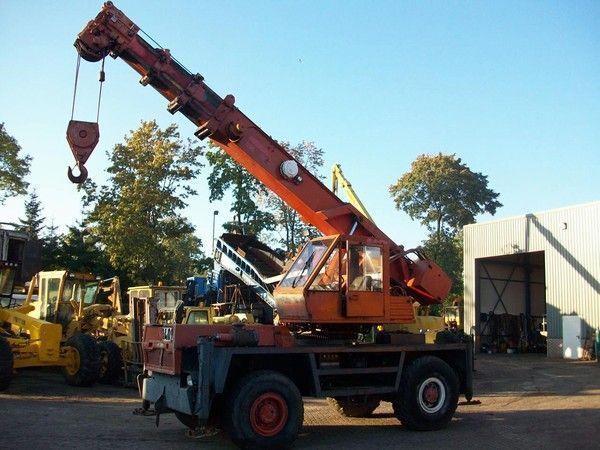 PPM 1409 mobile crane