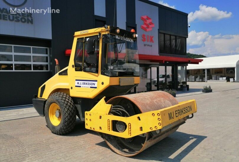 BOMAG Bw177D-4 single drum compactor
