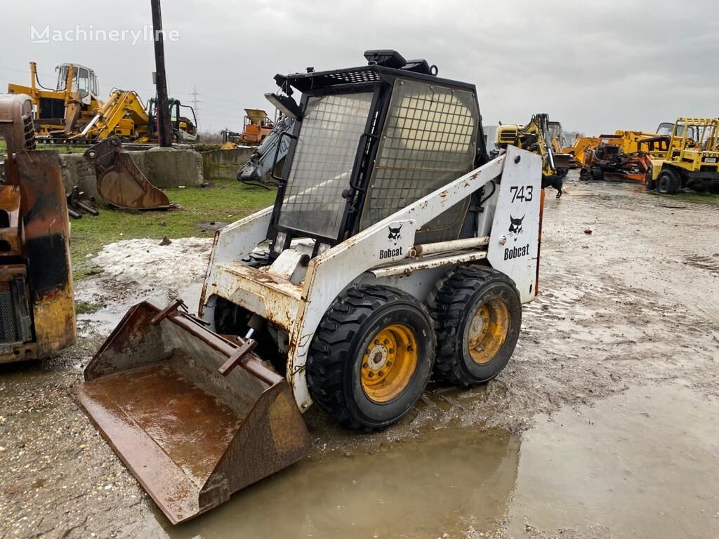 Bobcat 743   ( for parts ) skid steer for parts