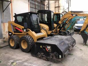 Caterpillar 226B skid steer