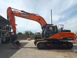 Doosan DX300LC-5 tracked excavator