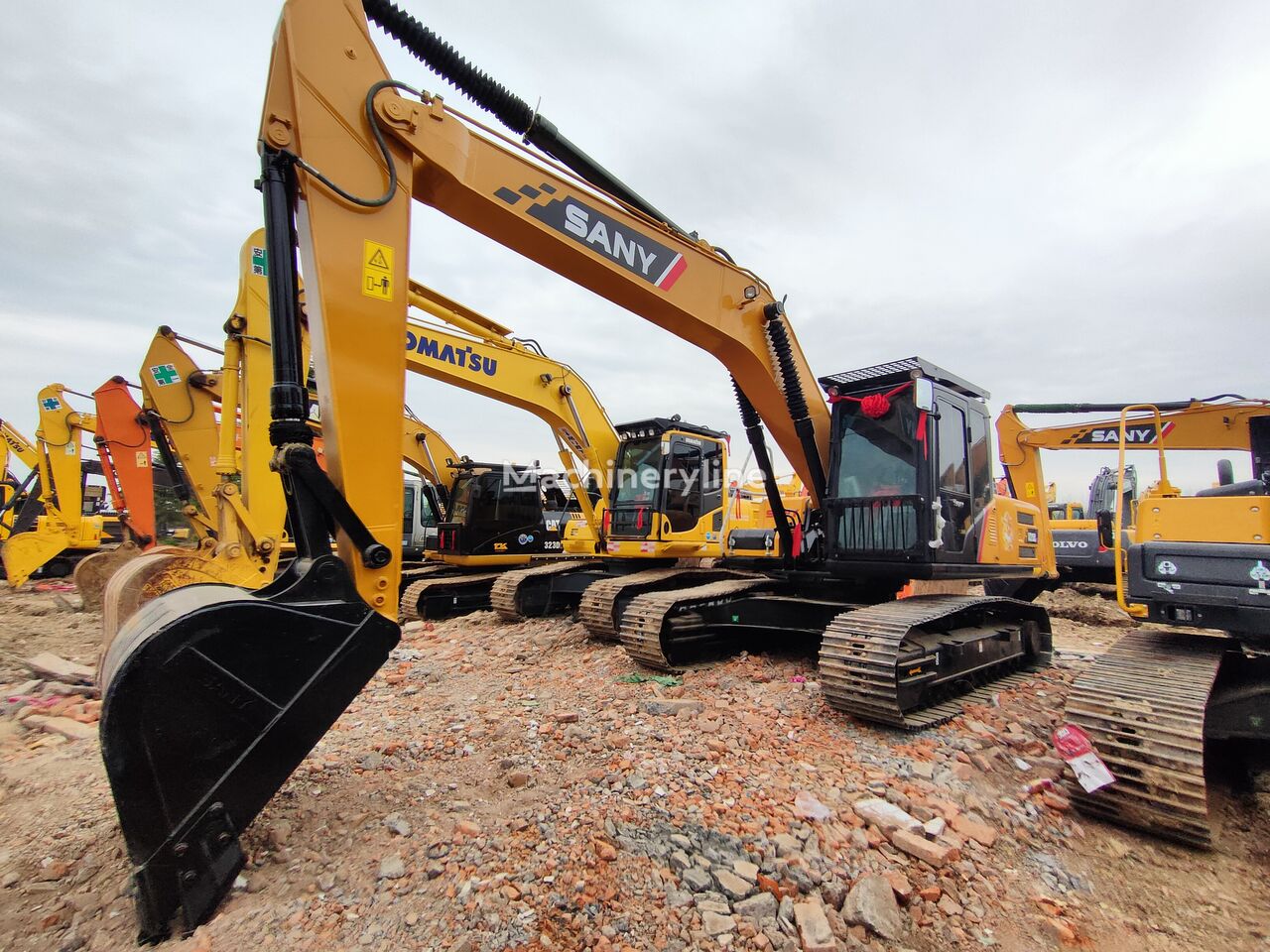 Sany SY215CPRO tracked excavator