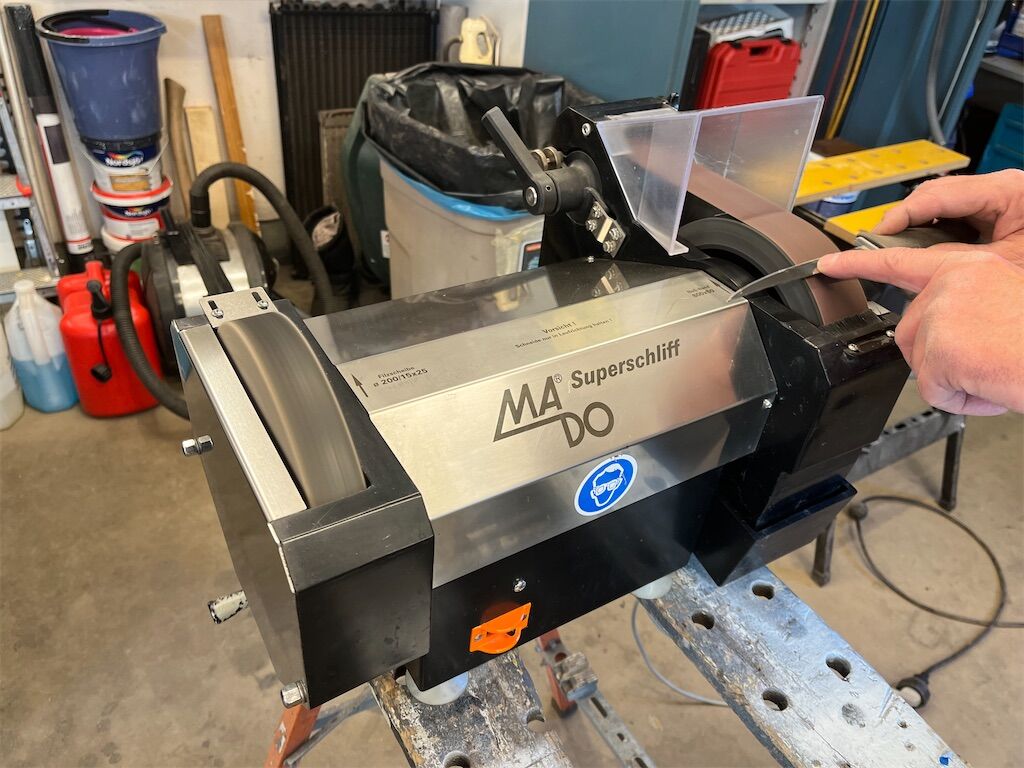 MaDo MNS630 sharpening machine