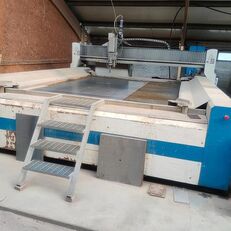 Cinnova  waterjet cutting machine