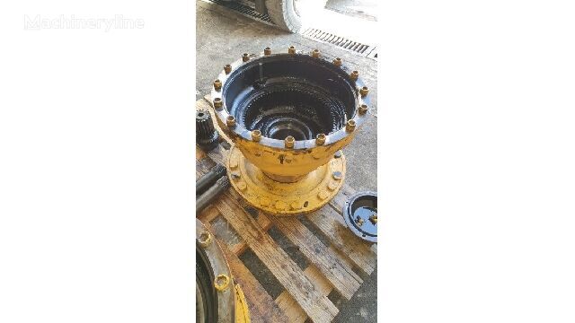 Volvo : L110 / L120 11168120 wheel hub for Volvo L110 wheel loader